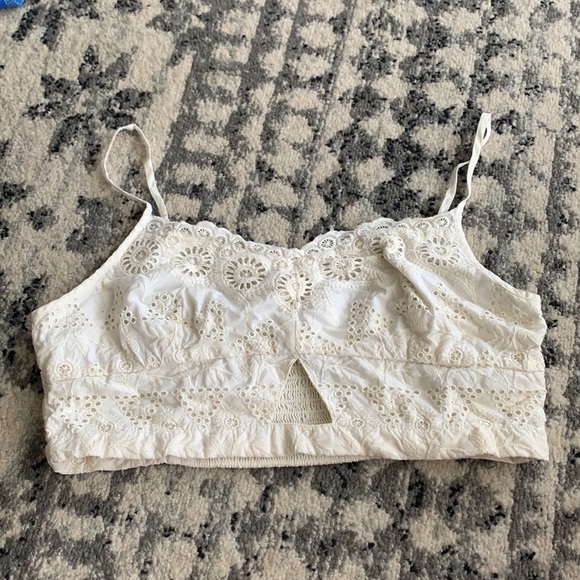 AE Cropped Tank - Picture 1 of 2